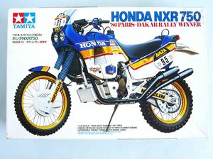 箱ありません　組み立　HONDA NXR750 1/12 プラモデル タミヤ TAMIYA ハセガワ　アオシマ　ラリー　モトクロッサー