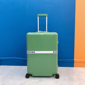 RIMOWA リモワ Essential オリジナル キャビン 機内持ち込み用スーツケース スーツケース 21インチ 35リットル Light green