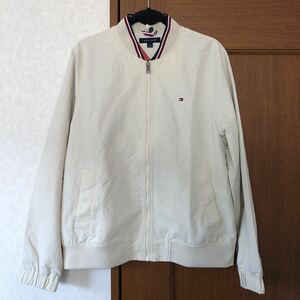 即決 TOMMY HILFIGER ブルゾン ジャケット ベージュ