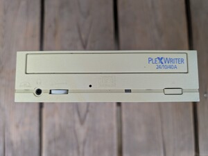 PLEXTOR PX-W2410TA IDE CD-RWドライブ