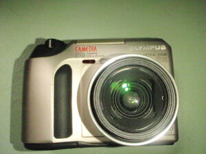 O-C720-4 デジタルカメラ 　Camedia　C-720 Ultra Zoom