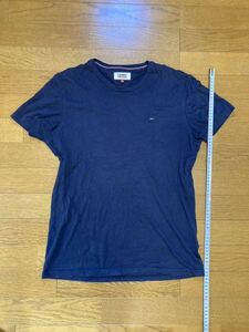 TOMMY JEANS！黒Tシャツ・サイズS Mぐらい