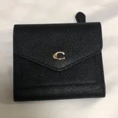 美品♡ COACH 三つ折り財布 黒　ブラック　財布　コーチ