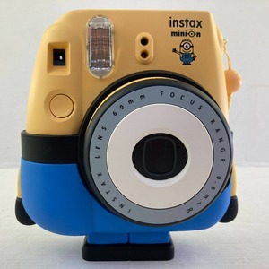 03w10851/【動作確認済】FUJIFILM インスタントカメラ チェキ instax mini8 「ミニオン」 INS MINI 8 MINION