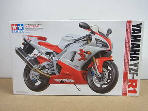 タミヤ◎ヤマハ YZF-R1 1/12