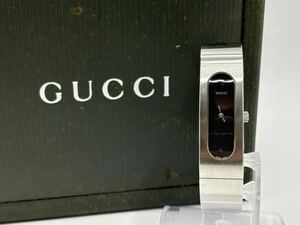 2409201323003 ★1円〜！GUCCI グッチ レディース腕時計 2400 S バングルウォッチ クォーツ 黒文字盤 ２針 箱付き 不動 現状品 中古