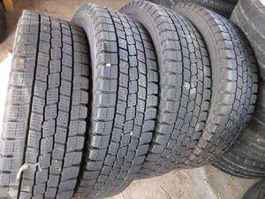 送料648円/1本～ 2t車 バリ物　スタッドレス 4本 ダンロップ SPLT02 195/85R15 113/111L LT スノータイヤ　冬タイヤ