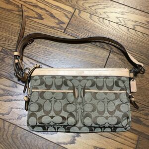 超美品☆コーチ ☆COACH ☆アクセサリーポーチ 