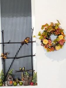 ♪ラビ♪☆c☆渋い！！しみじみ～森のリース(^^♪　　置物　 アートフラワー　　送料込み　フェイクグリーン 造花　ハンドメイド　雑貨