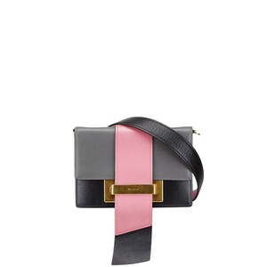 プラダ ロゴ ショルダーバッグ ピンク ブラック グレー レザー レディース PRADA 【中古】