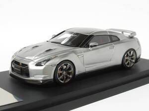 1/43 ニッサン GT-R R35 アルティメイト メタル シルバー