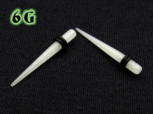 暗闇で光る蓄光ボディピアス拡張器エキスパンダー6Ｇ4ｍｍ1本