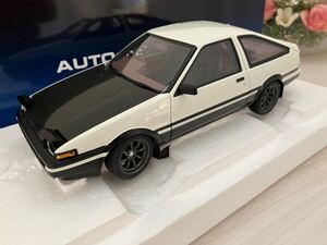 1/18 Autoart オートアート トヨタスプリンタートレノAE86 頭文字D