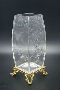 19世紀バカラ大花瓶 クリアクリスタル -金メッキブロンズ脚付き台座 フランスマーク入り