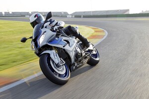 BT MOTO 社製 ECU書き換えソフトウエア BMW S 1000 RR HP4 2013～2014 年式