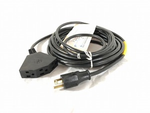 【米軍放出品】未使用品 3口延長ケーブル 780cm 延長コード 16AWG 電源ケーブル (80) ☆BA7UK-W#25