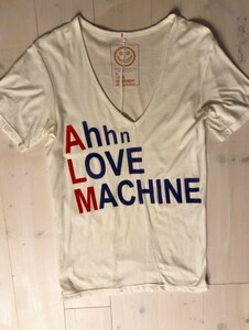 ◆ALM◆A LOVE MOVEMENT Vネック　Tシャツ　Sサイズ