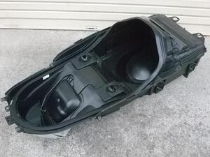 グランドマジェスティ(SG15J)用メットインボックス中古【E4681】