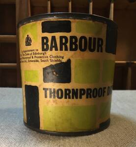  Vintage Barbour Thornproof Dressing Can バブアーソーンプルーフ ドレッシング カラの缶です。