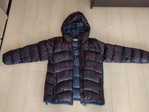 THE NORTH FACE　ノースフェイス ダウン アコンカグアフーディ S クリーニング済み