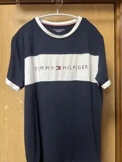 TOMMY HILFIGER Tシャツ　Mサイズ