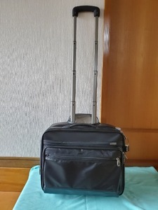 【値下げ】横型 20L 高品質 パスファインダー Pathfinder キャリーバッグ カバン バッグ 出張 旅行 ビジネス サイズ合計110ｃｍ 中古