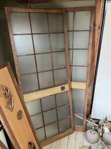 個人　レトロな建具