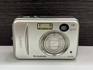 J262-X2C-7 ジャンク FUJIFILM 富士フィルム FinePix A350 コンパクトデジタルカメラ 現状品①