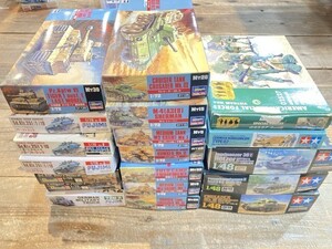 タミヤ 1/48 ヘッツァー中期生産型 32511 他 AFV プラモデル 未組立 など まとめて [35-9360]