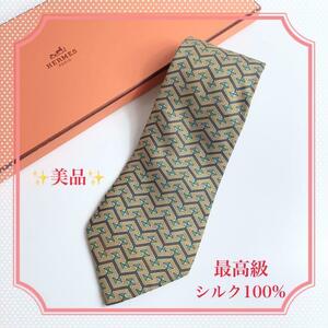 エルメス HERMES 最高級シルク100%【正規品】ネクタイ　総柄　グリーン