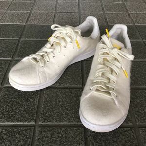 訳あり adidas STAN SMITH PHARRELL TENNIS WHITE US8.5 USED アディダス ファレル・ウィリアムス スタンスミス テニス 26.5cm スニーカー