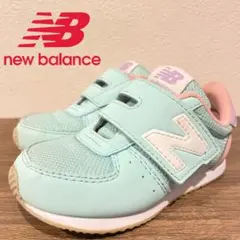 NEW BALANCE ニューバランス キッズスニーカー IV220LE