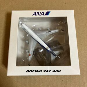 ■全日空商事 1/1000 ANA B747-400 機内販売セットバラシ NHS10001【中古品】■