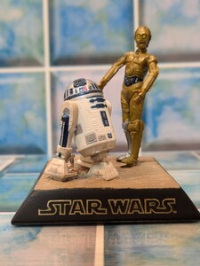 ◯スター・ウォーズジオラマ◯R2-D2&C-3PO エピソード4より ◯トミー ◯STARWARS◯開封品です。外箱はたたんでお送りします。説明書あり