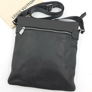 1円〜【美品】Louis Vuitton ルイヴィトン　ショルダーバッグ　タイガ サシャ グラシエ グレー　M32630 斜め掛け　スクエア　LV