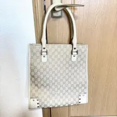 GUCCI GGパターン トートバッグ ベージュ　キャンバス