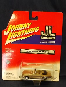 ジョニーライトニング 1/64 フォード マスタング コンバーティブル ポニーカー JOHNNY LIGHTNING Ford Mustang Convertible FoMoCo