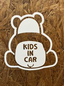 パンダ Kids in Car キッズインカー　カッティングステッカー 赤ちゃんが乗ってますサイン　切り文字ステッカー　ホワイト/白