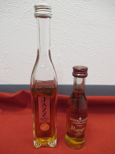 M【1344】★ブランデー ミニボトル 2本おまとめ ★CAMUS JAZZ COURVOISIEE COGNAC VSOP コニャック サントリー 未開栓 経年保管品