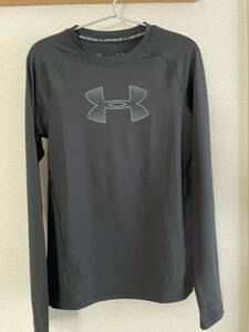 UNDER ARMOUR アンダーアーマー☆ヒートギアアーマー ロングスリーブ☆サイズ YLG 150☆速乾 吸汗 ☆スポーツ トレーニング 野球☆試着のみ