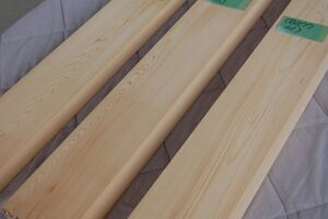 木曽桧 ヒノキ（天然材） 3本で11600円 8年乾燥 角材 材木 木材 新品