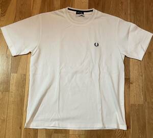 SHIPS別注　FRED PERRY　 SOLOTEX(R) 　シップス別注　フレッドペリー　ソロテックス　鹿の子 ワンポイント ロゴ Tシャツ　24SS