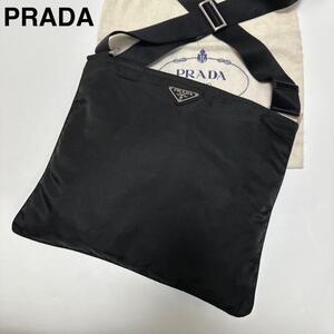 i28【美品】プラダ　PRADA 三角ロゴ　ナイロン　ブラック　黒　ショルダーバッグ　サコッシュ　クロスボディ　