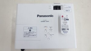 極上美品　48ｈ　PANASONIC PT-LB383 ビジネス プロジェクター 3800lm XGA ランプカウンター