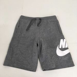 送料無料★NIKE ナイキ★スウェットパンツ　ハーフパンツ★男女兼用　キッズ　子供　116-122㎝　6-7YRS グレー#60514sjj17