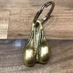 415クロージング　キーホルダー balls key holder ブルズボール