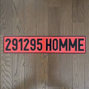 291295=HOMME プレート　非売品