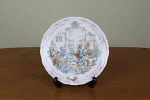 ロイヤルドルトン　プレート　フクロウと猫　結婚式　絵皿　飾り皿　イギリス　ヴィンテージ　A85-2