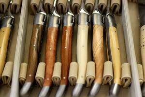 ★Laguiole en Aubrac wood canteen of cutlery 100%完全オーダーメード ６種類のウッドカトラリー12本セット（ナイフ6本 フォーク6本)★