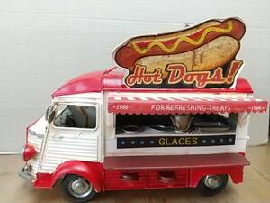 ☆未使用☆ ブリキのミニチュアヴィンテージカー　 Hot Dog car